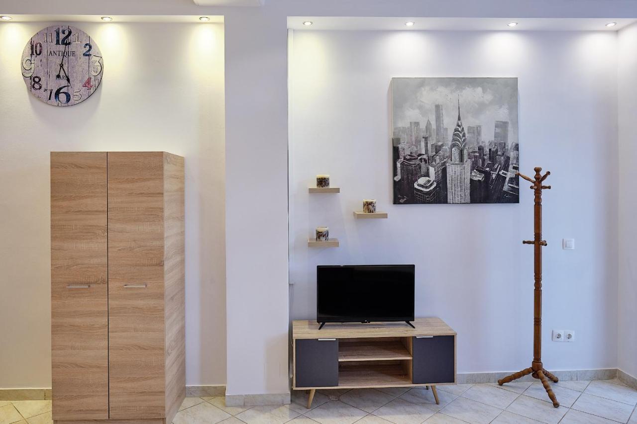 Alexis House Studio Pylos Exterior foto